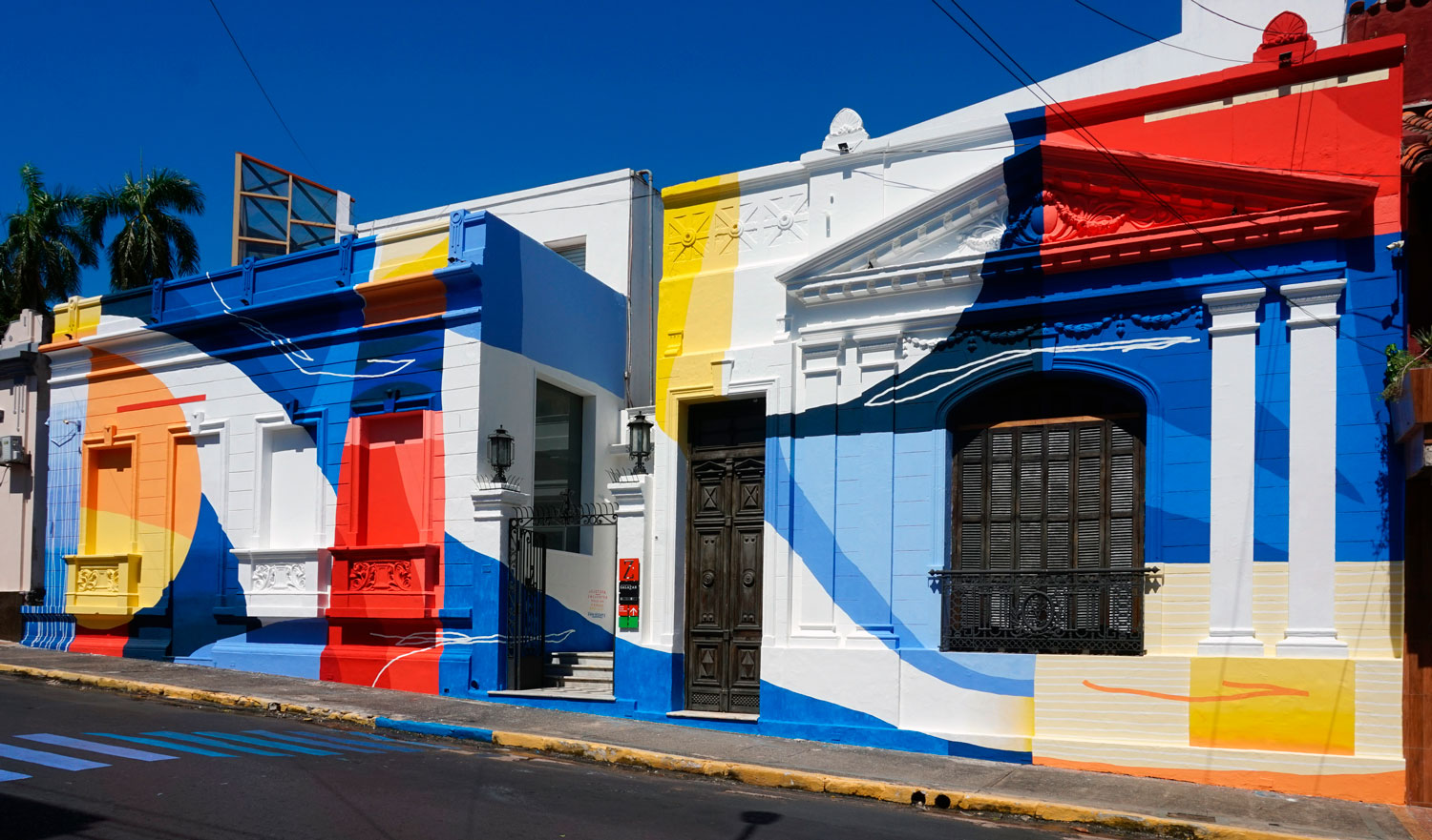 Fachada del Centro Cultural de España en Asunción, Paraguay
